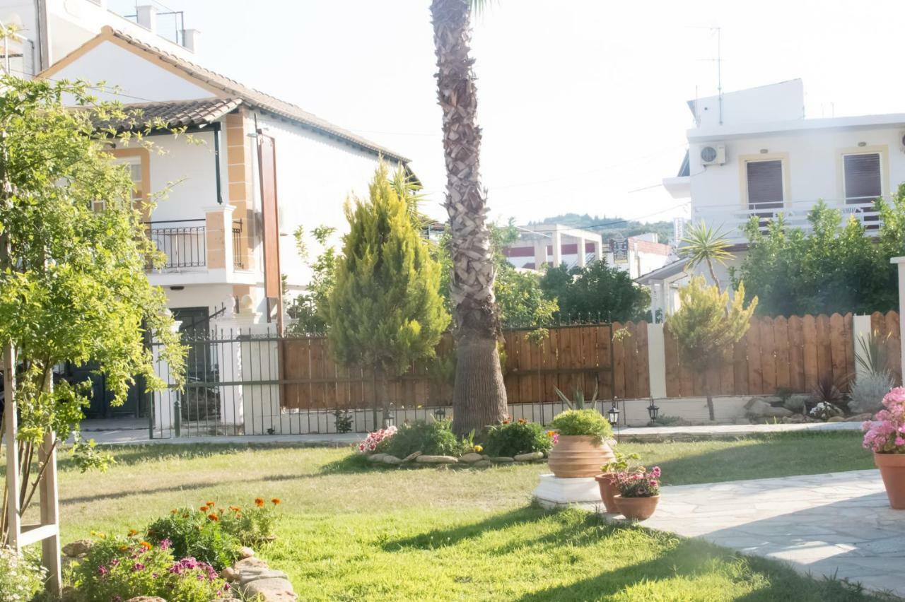 Cavos Beach House Kavos Exterior photo