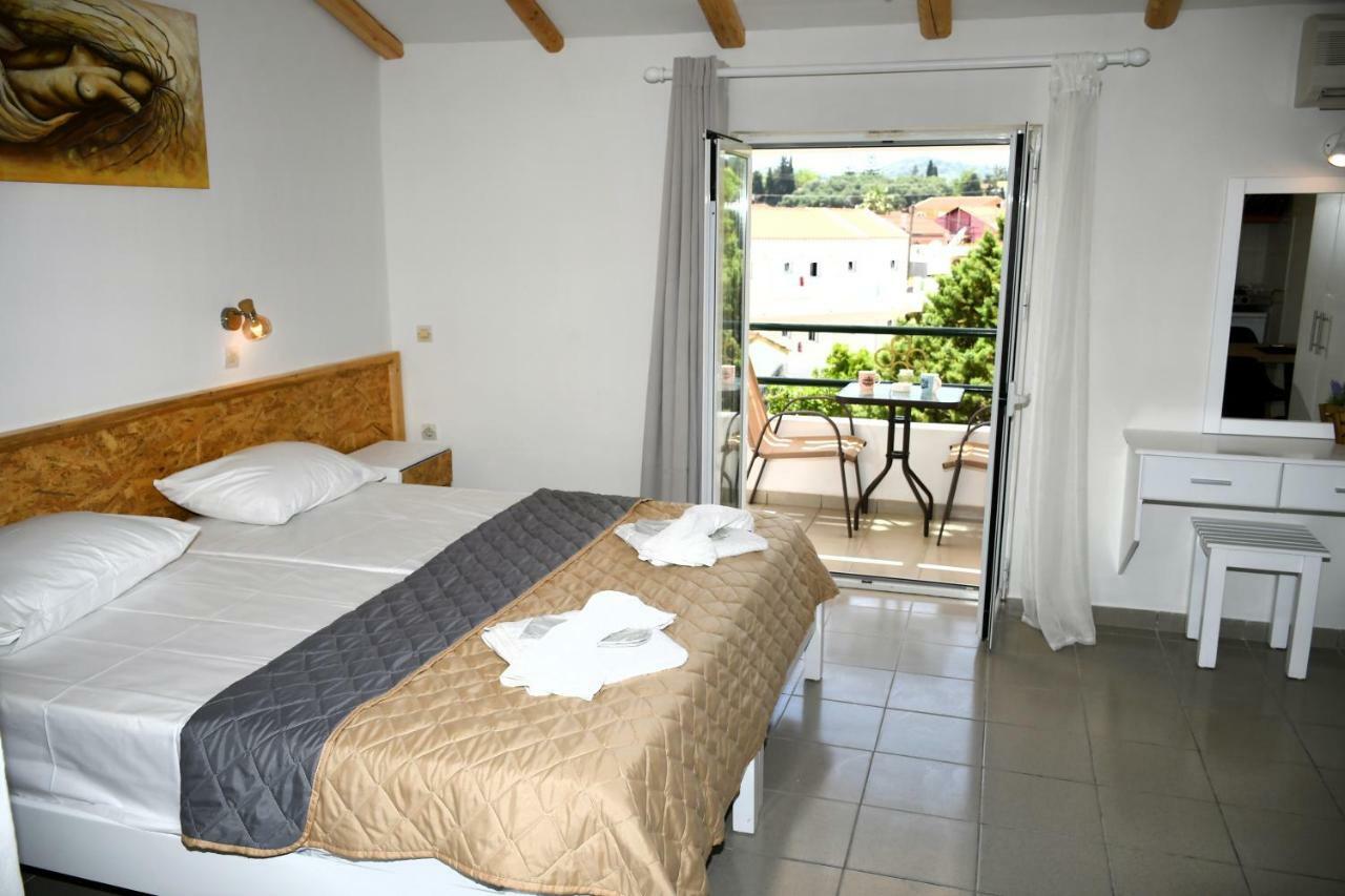 Cavos Beach House Kavos Exterior photo