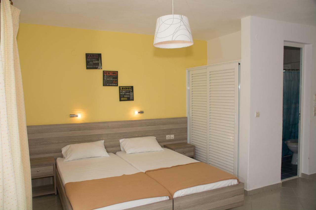 Cavos Beach House Kavos Exterior photo