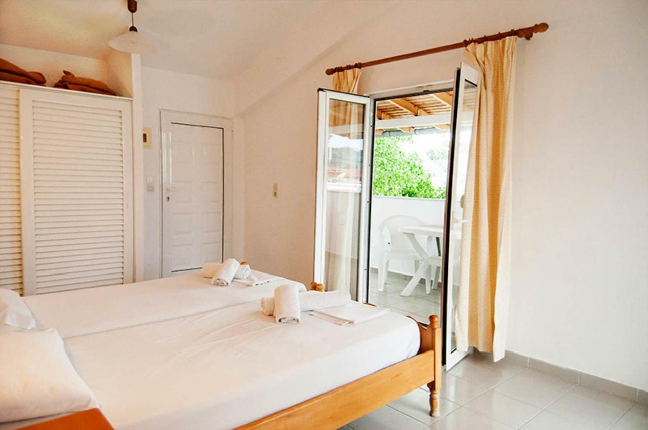 Cavos Beach House Kavos Exterior photo
