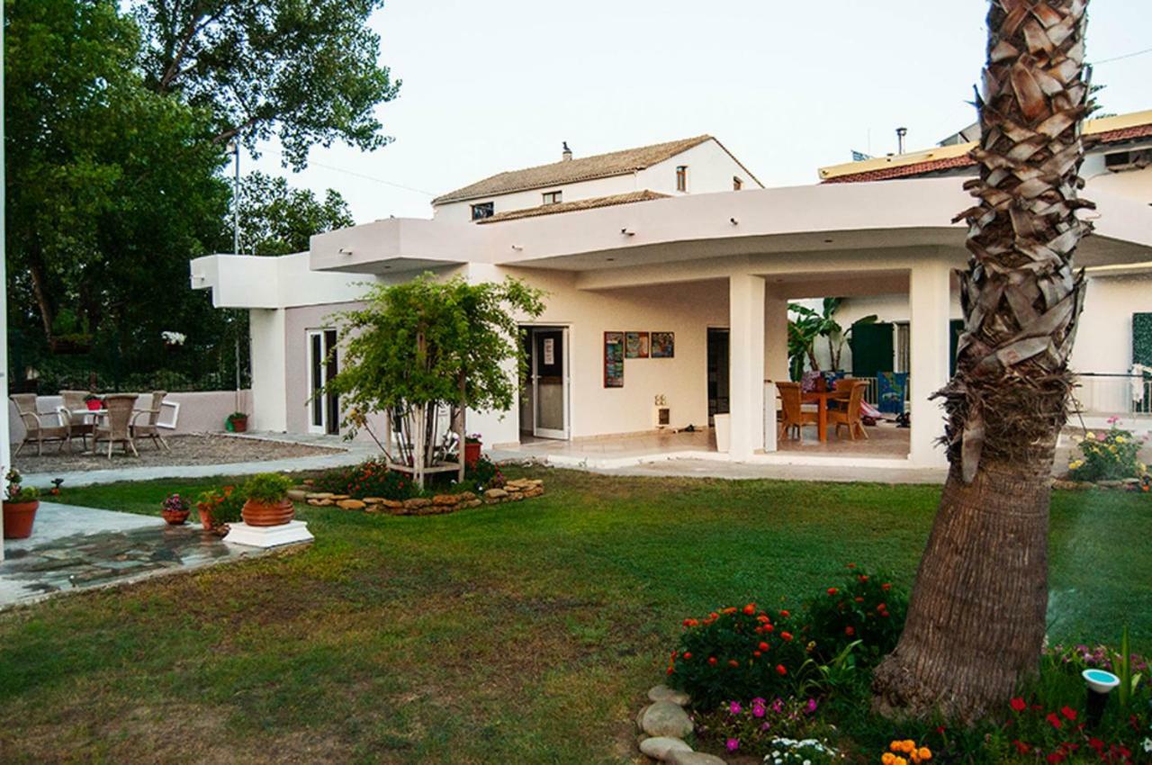 Cavos Beach House Kavos Exterior photo