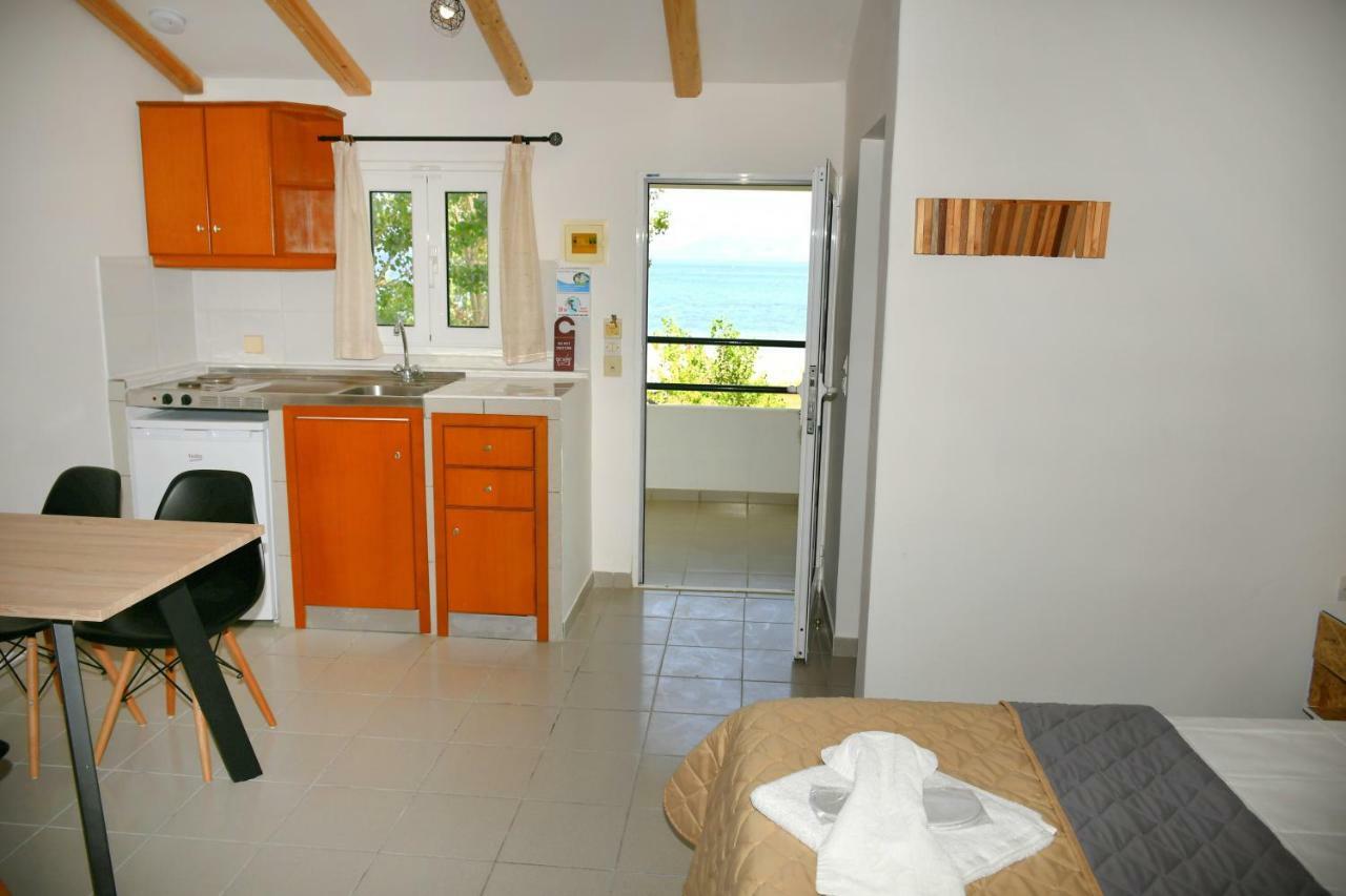 Cavos Beach House Kavos Exterior photo